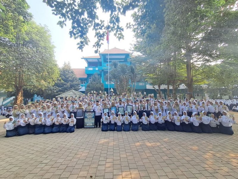 Tonggak Sejarah Baru MTsN 1 Kota Kediri: Transformasi Menuju Madrasah Digital Berbasis Panca Cinta 