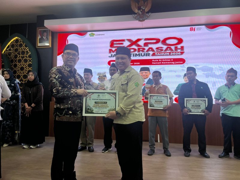 Kemenag Kota Kediri Raih Juara Terbaik 2 Stan Kreatif di Expo Madrasah Jawa Timur 2026