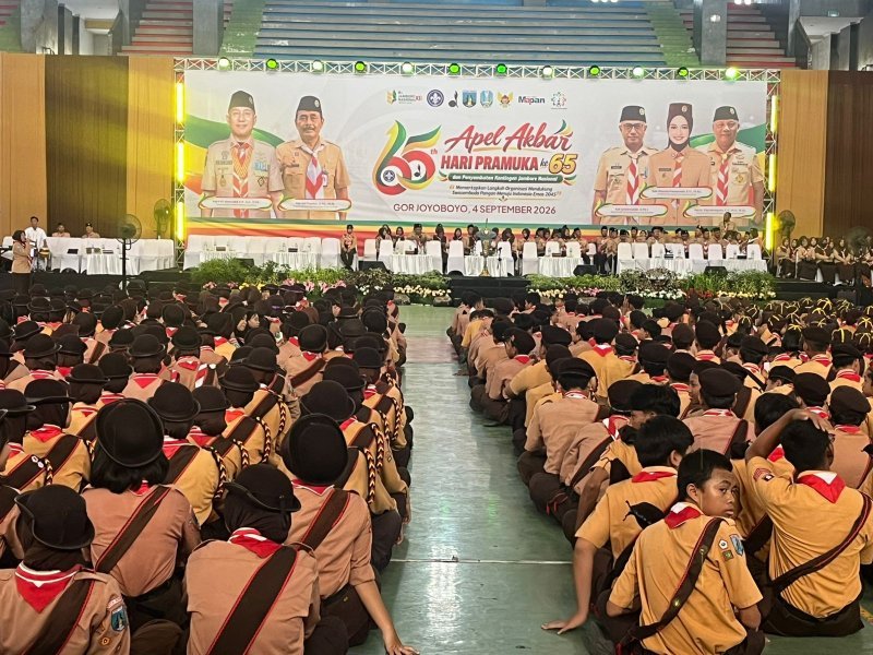 Semarak Hari Pramuka ke-65, 200 Siswa MTsN 1 Kota Kediri Ramaikan Apel Akbar di GOR Joyoboyo