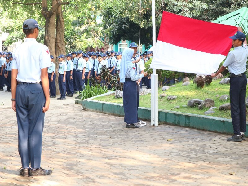 100 PIN ZI Disematkan, Segudang Prestasi Terukir, Kreasi Jam Dinding Menggebrak Hari Kesaktian Pancasila!