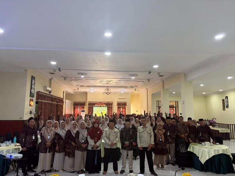 MTsN 1 Kota Kediri Jadi Rujukan Praktik Baik KBC, Bagikan Inovasi Kokurikuler di MTsN 1 Trenggalek
